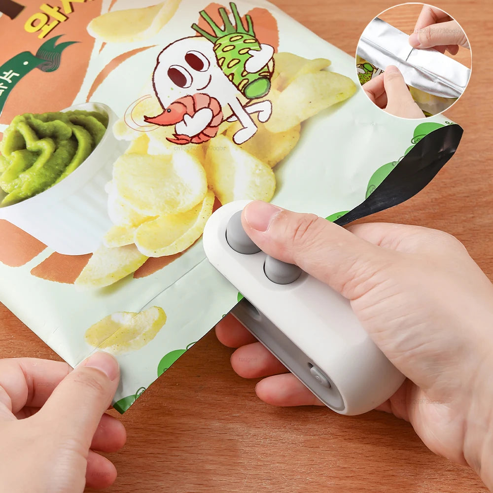 Mini Handheld Heat Bag Sealer – Portable Plastic Bag Sealing Machine