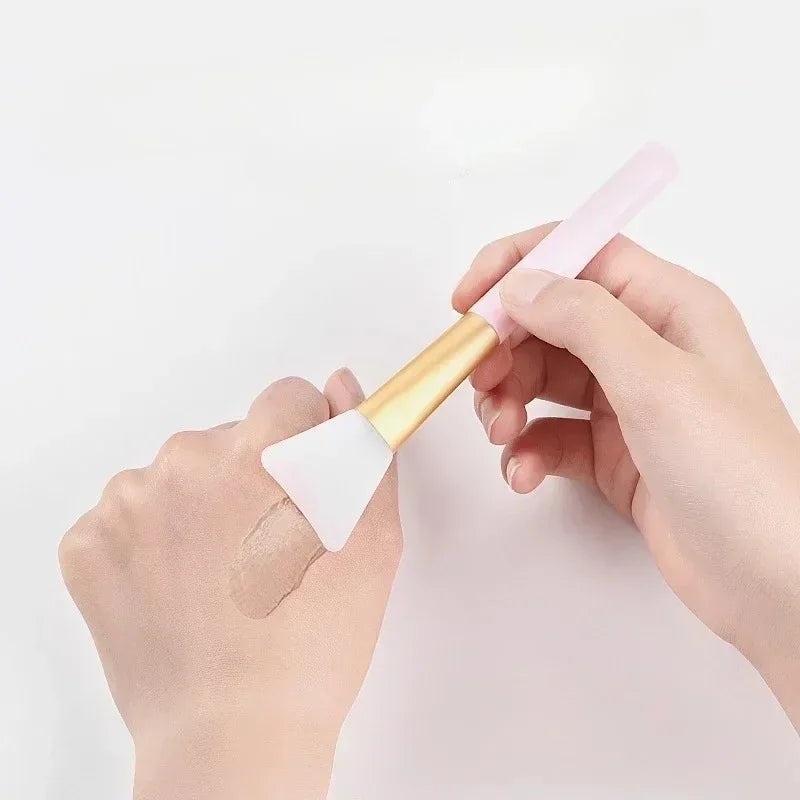 Silicone Face Mask Brush Applicator – Soft Tip Beauty Tool