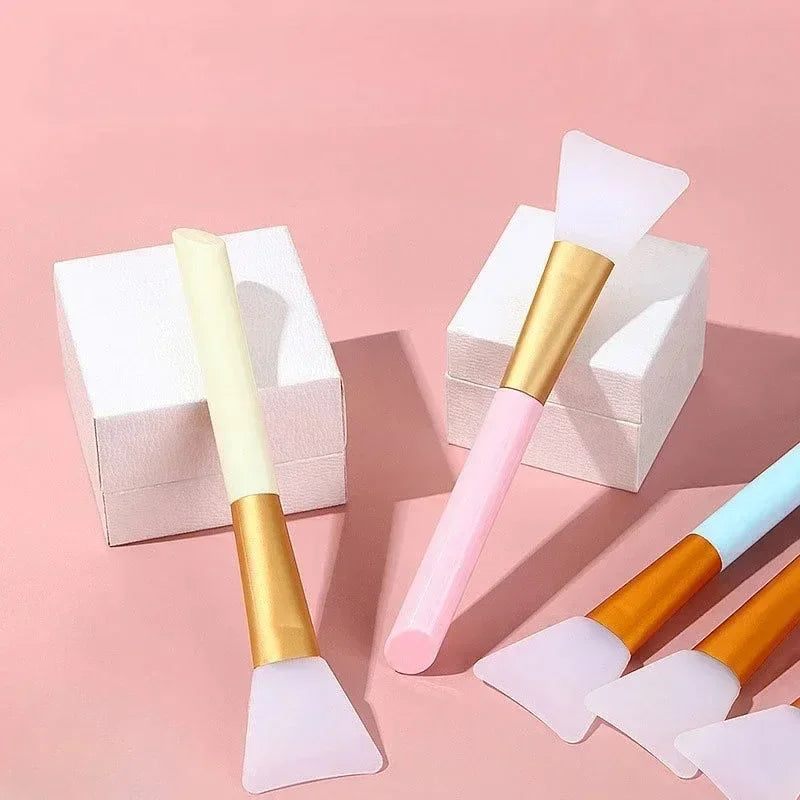 Silicone Face Mask Brush Applicator – Soft Tip Beauty Tool
