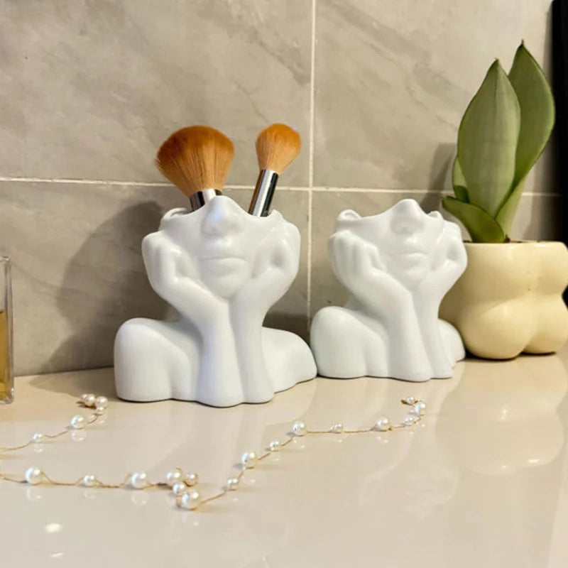Human Body Art Vase – Makeup Brush & Pen Holder Desk Organiser Statue