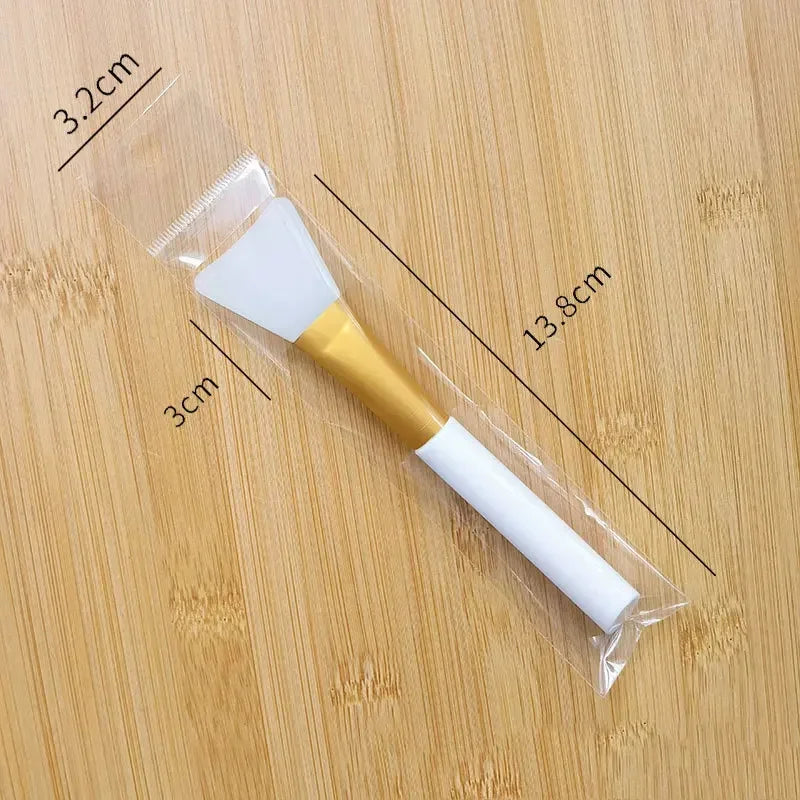 Silicone Face Mask Brush Applicator – Soft Tip Beauty Tool